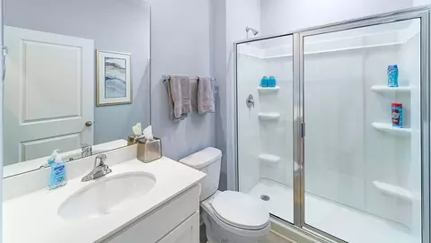 Bath - 3827 Maxwell Henry Ln NW, Conover, NC 28613 photo 5 of 10