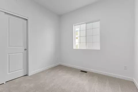 Bedroom - 6417 Vernon Dr, Eagle Mountain, UT 84005 photo 3 of 6