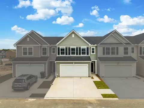127 Blowing Leaf Ln, Summerville, SC 29483