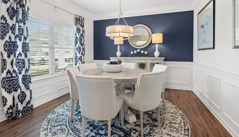 Dining - 200 Sycamore Dr, Calhoun, GA 30701 photo 3 of 8