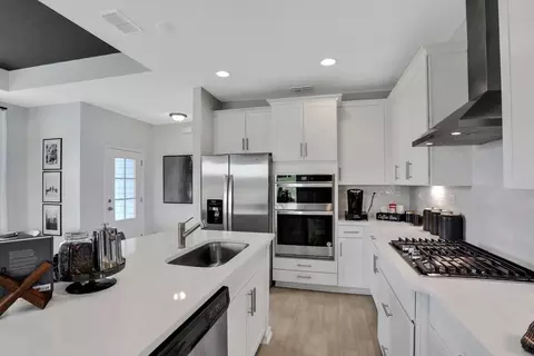Kitchen - 182 Brook Forest Dr, Saint Augustine, FL 32092 photo 4 of 15