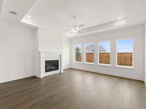Living - 2109 Tupelo Trl, Argyle, TX 76226 photo 5 of 7