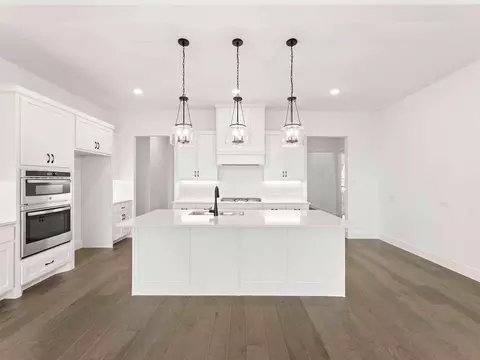 Kitchen - 2109 Tupelo Trl, Argyle, TX 76226 photo 2 of 5