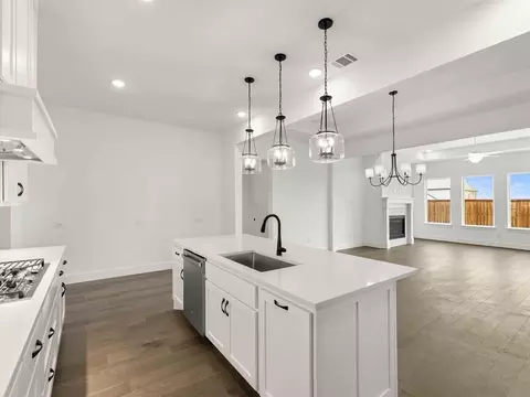 Kitchen - 2109 Tupelo Trl, Argyle, TX 76226 photo 3 of 5