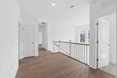 Entry Way - 24 Tee Pl, Neptune, NJ 07753 photo 2 of 2