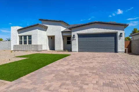 14407 N 75th Dr, Peoria, AZ 85381