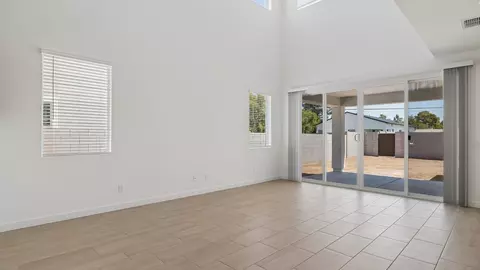 Living - 2327 N 29th St, Phoenix, AZ 85008 photo 4 of 5