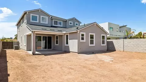 Exterior - 2327 N 29th St, Phoenix, AZ 85008 photo 6 of 9