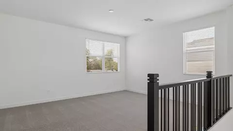 Living - 2327 N 29th St, Phoenix, AZ 85008 photo 5 of 5