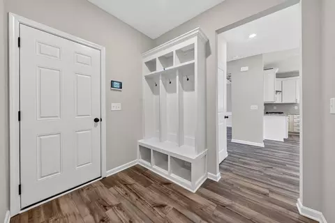 Entry Way - 101 Beaver Crk, Lagrange, GA 30241 photo 2 of 2