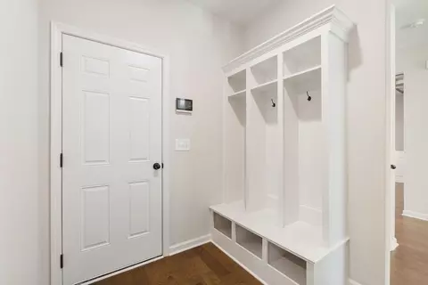 Entry Way - 102 Beaver Creek Way, Lagrange, GA 30241 photo 3 of 9