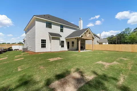 Exterior - 102 Beaver Creek Way, Lagrange, GA 30241 photo 4 of 15