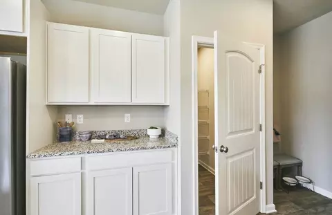 Entry Way - 15262 Crape Myrtle Rd, Milton, DE 19968 photo 5 of 6
