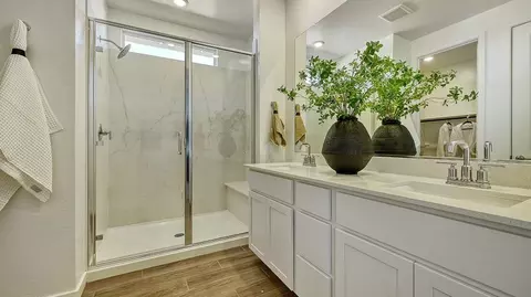 Bath - 2291 W Rutledge Ave, Apache Junction, AZ 85120 photo 1 of 5