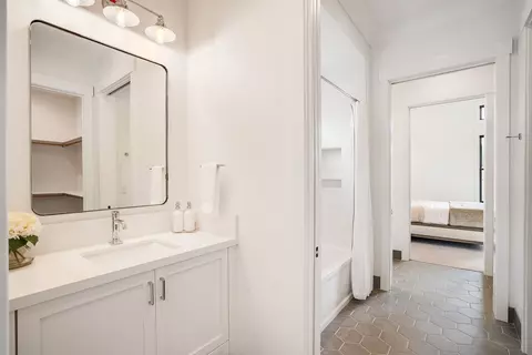 Entry Way - 4989 Silverleaf Dr, Rescue, CA 95672 photo 2 of 2
