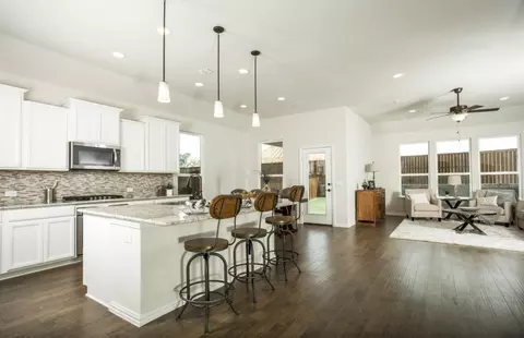 Kitchen - 16418 Cedarveil Ct, Conroe, TX 77302 photo 3 of 3