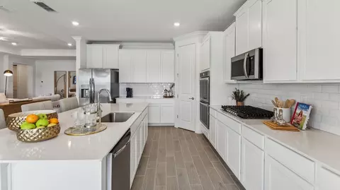 Kitchen - 39 Simonson Run, Saint Augustine, FL 32092 photo 4 of 7