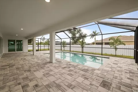 634 NW 15th Ter, Cape Coral, FL 33993