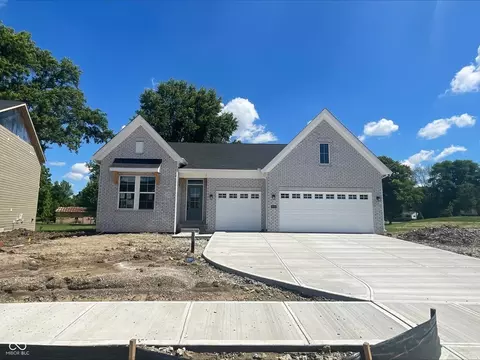 9570 Hemingway Dr, Indianapolis, IN 46239