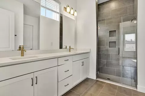 Bath - 50 Rustic Mill Dr, Saint Augustine, FL 32092 photo 1 of 13