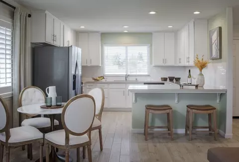 Kitchen - 701 S Plum Ct, Dinuba, CA 93618 photo 1 of 6