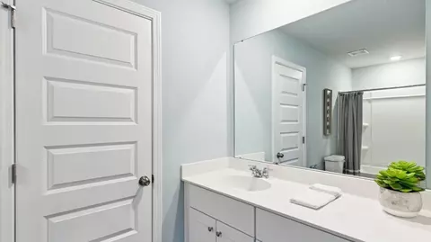 Bath - Ph 3 Hs, Conway, SC 29526 photo 2 of 5