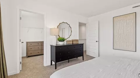 Bedroom - 511 E 120th Pl, Crown Point, IN 46307 photo 6 of 14