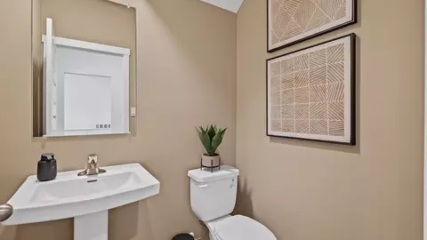 Bath - 511 E 120th Pl, Crown Point, IN 46307 photo 1 of 8