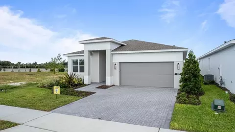 557 Hammock Oaks Blvd, Lady Lake, FL 32159