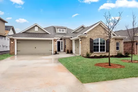 Exterior - 16140 Tall Grass Dr, Moore, OK 73170 photo 9 of 17
