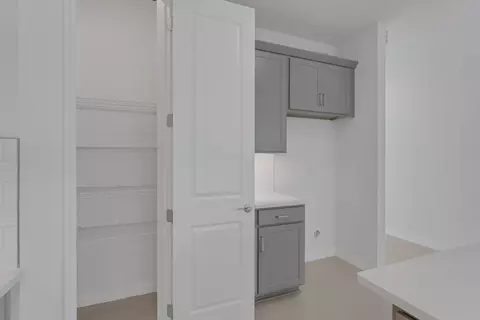 Entry Way - 8124 Sunny Point Trl, Parrish, FL 34219 photo 2 of 2