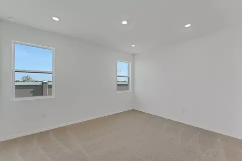 Bedroom - 8124 Sunny Point Trl, Parrish, FL 34219 photo 1 of 11