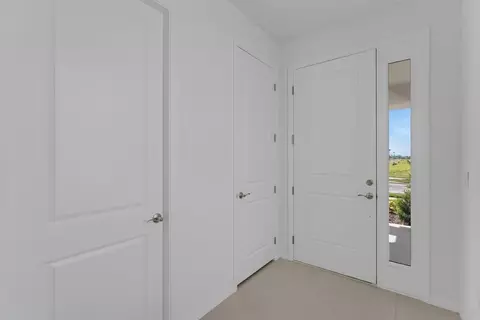 Entry Way - 8124 Sunny Point Trl, Parrish, FL 34219 photo 1 of 2