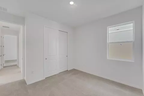 Bedroom - 8124 Sunny Point Trl, Parrish, FL 34219 photo 6 of 11