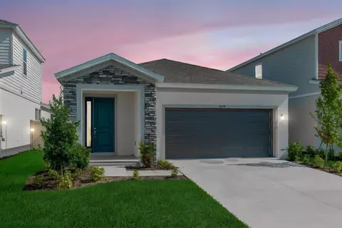 Exterior - 8124 Sunny Point Trl, Parrish, FL 34219 photo 3 of 11