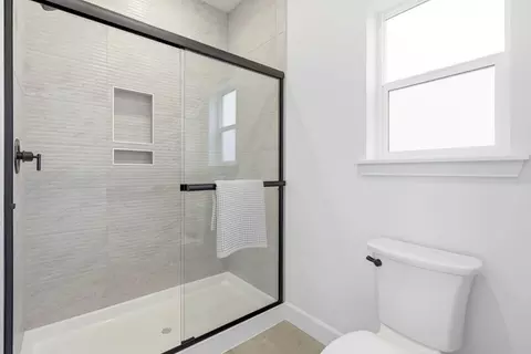 Bath - 545 Taft St, Umatilla, OR 97882 photo 1 of 5