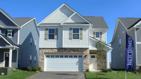 137 Seminole Dr, Winchester, VA 22602