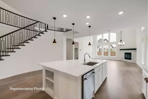 Kitchen - 1906 Skip Ave, Irving, TX 75062 photo 1 of 5