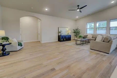 Living - 20107 Ventana Hills Dr, Clovis, CA 93619 photo 2 of 3