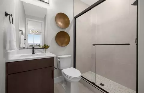 Bath - 501 W Latimer Ave, Campbell, CA 95008 photo 3 of 4