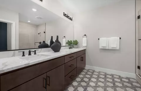 Bath - 501 W Latimer Ave, Campbell, CA 95008 photo 2 of 4