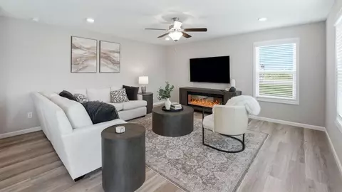 Living - Haven Boulevard, Fort Wayne, IN 46804 photo 2 of 2