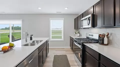 Kitchen - Haven Boulevard, Fort Wayne, IN 46804 photo 4 of 5