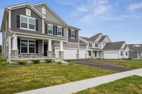Exterior - 106 Ruby Rd, Pataskala, OH 43062 photo 5 of 17