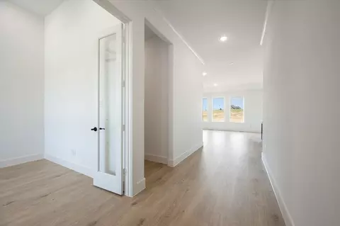 Entry Way - Prather Road, Springtown, TX 76082 photo 2 of 3