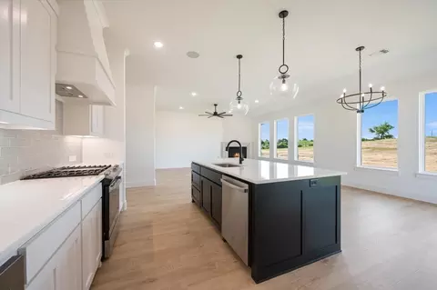 Kitchen - Prather Road, Springtown, TX 76082 photo 5 of 5