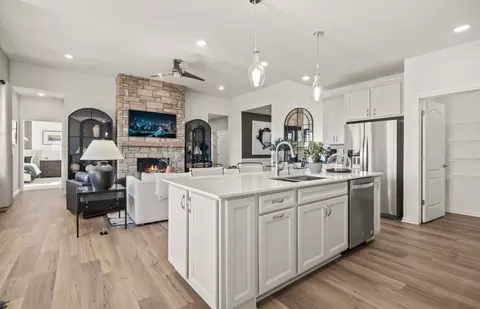 Kitchen - 50681 Crusader Dr, Macomb, MI 48044 photo 5 of 5
