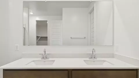 Bath - 9453 S Caballo Dr, Apache Junction, AZ 85120 photo 1 of 14