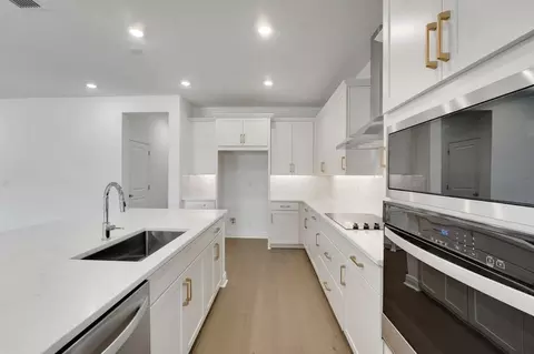 Kitchen - 4435 Firefly Ln, Saint Cloud, FL 34772 photo 1 of 5