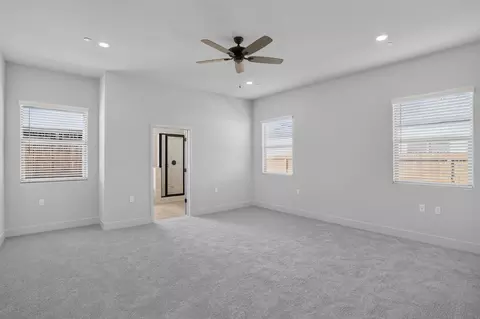 Bedroom - 960 Summit Way W, Madera, CA 93636 photo 4 of 4
